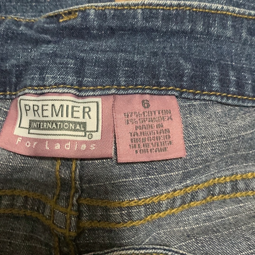 bellbottom jeans